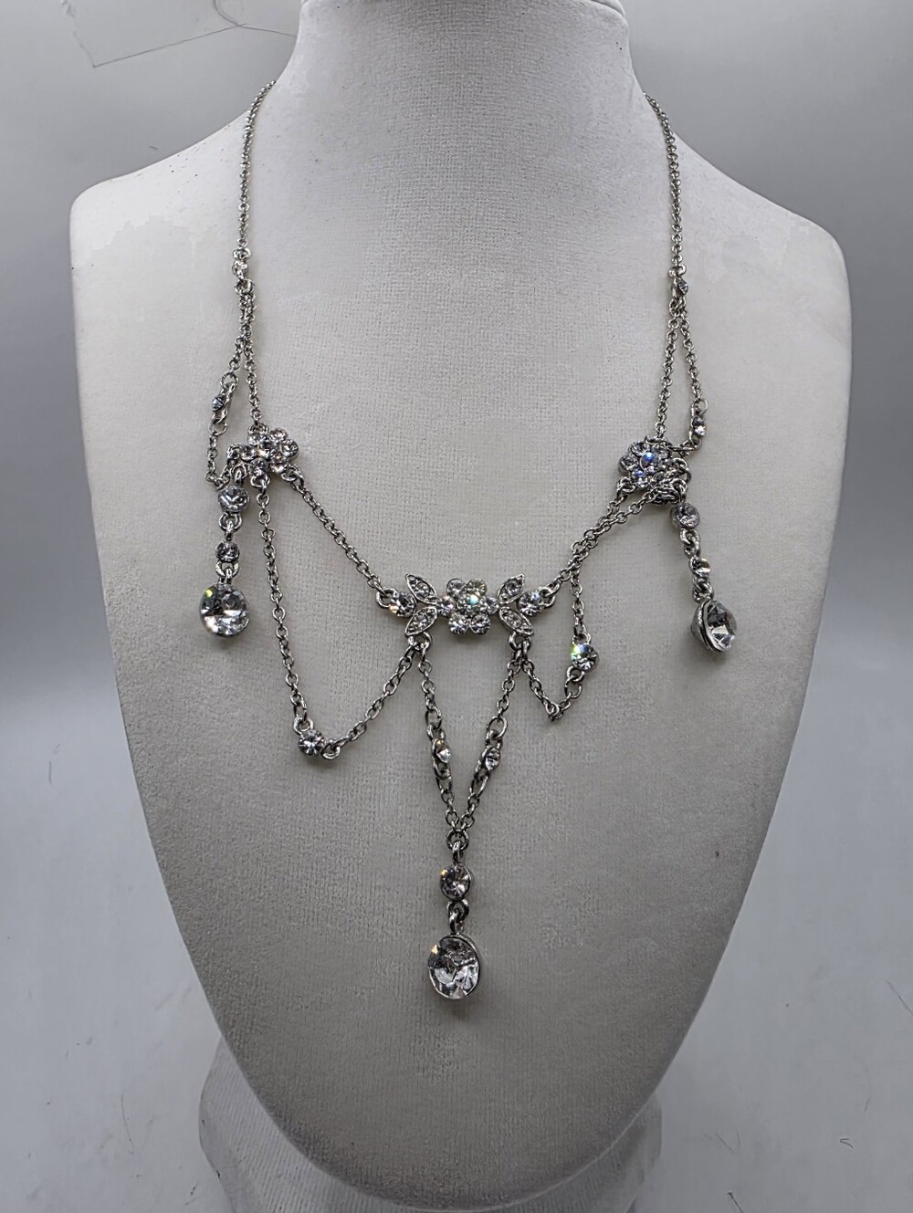 Signed Cookie Lee Rhinestone Festoon Y Necklace Silver Tone Drape Chandelier